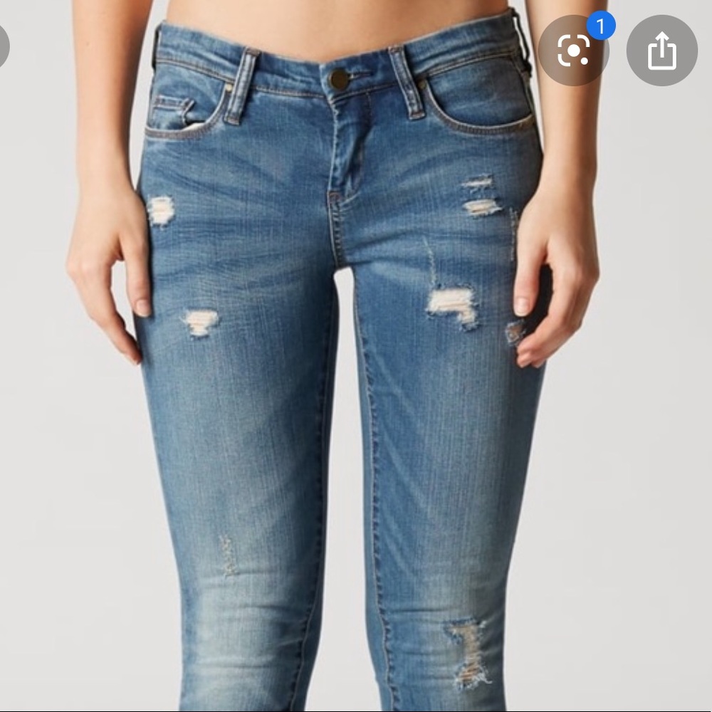 SOLD Blanknyc distressed jean